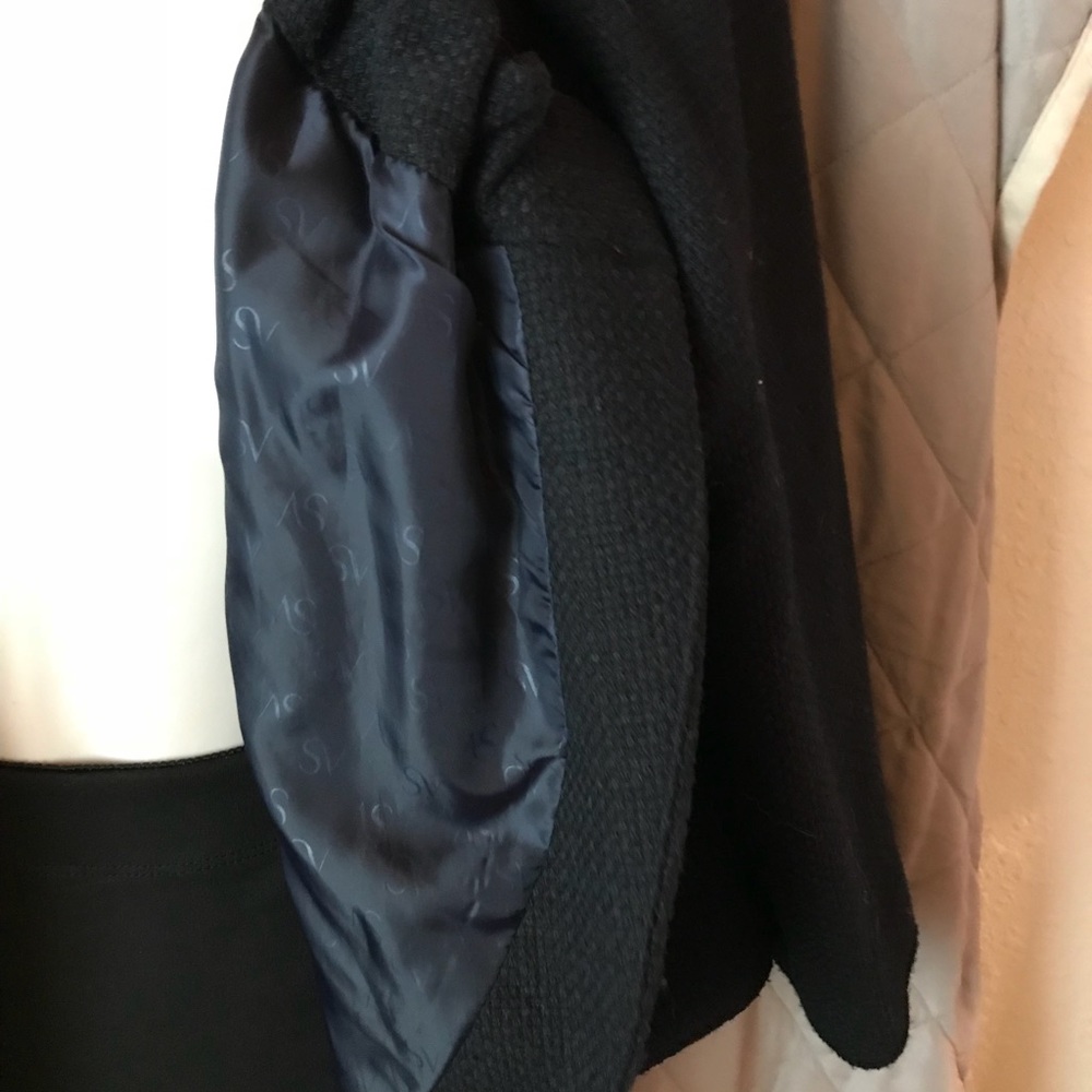 Jacket - Picture 4 of 5
